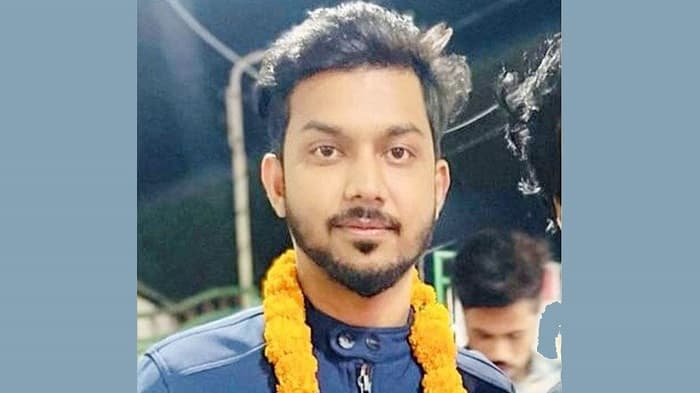 ছাত্রলীগ নেতার নেতৃত্বে গরু ছিনতাই!