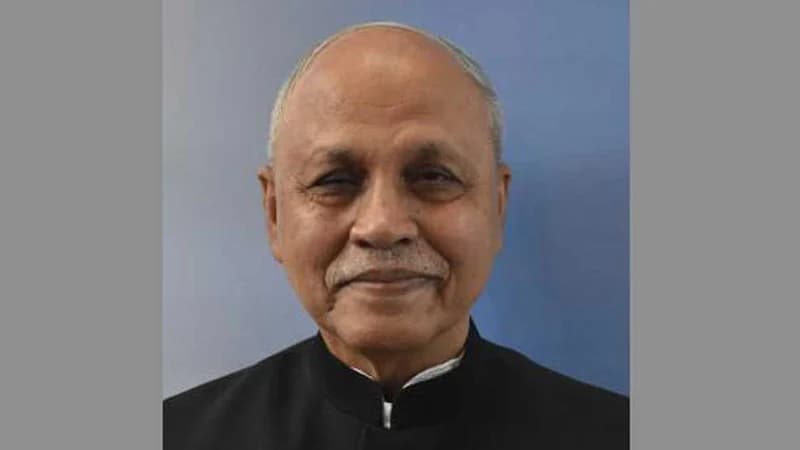 উপজেলা নির্বাচনে প্রকাশ্যে ভোট দেওয়ায় সেই এমপিকে তলব করল ইসি