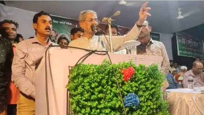 এটা কোনো সাম্প্রদায়িক সমস্যা নয়, এটি রাজনৈতিক: ফখরুল