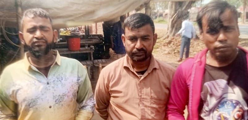 চলন্ত বাসে ডাকাতি ও শ্লীলতাহানির ঘটনায় ৩ দিন পর মামলা