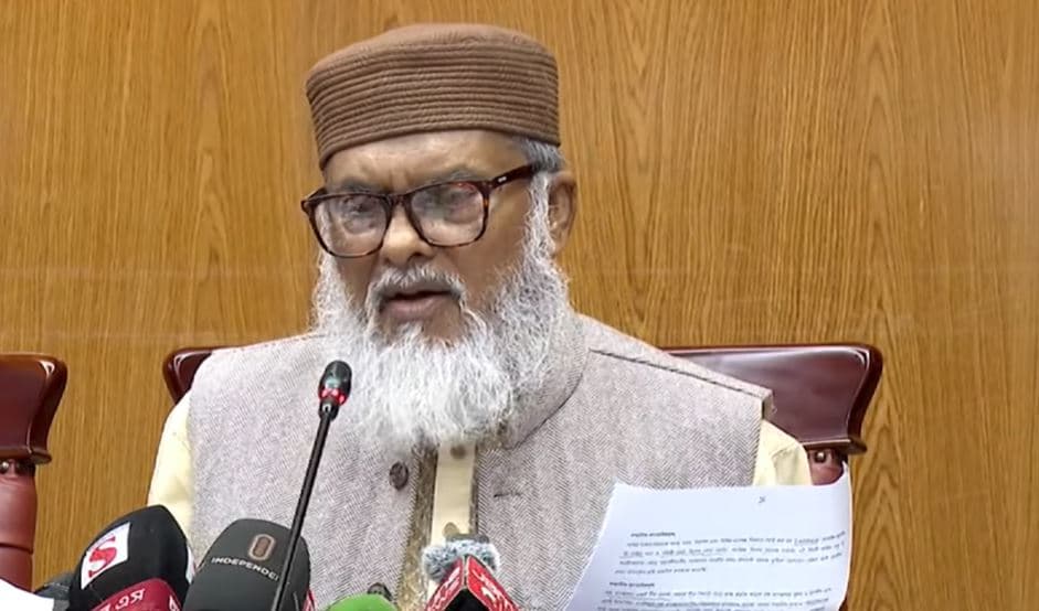 মসজিদ কমিটির স্বৈরাচারী রুখতে নীতিমালা প্রস্তুত : ধর্ম উপদেষ্টা