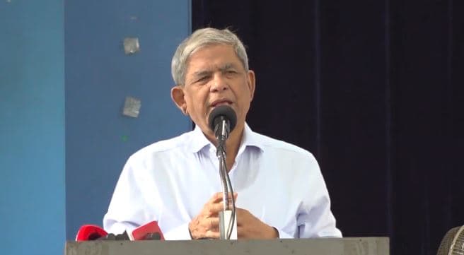 গাড়ি পোড়ানোর মামলায় মির্জা ফখরুলসহ ৭৭ জনকে অব্যাহতি