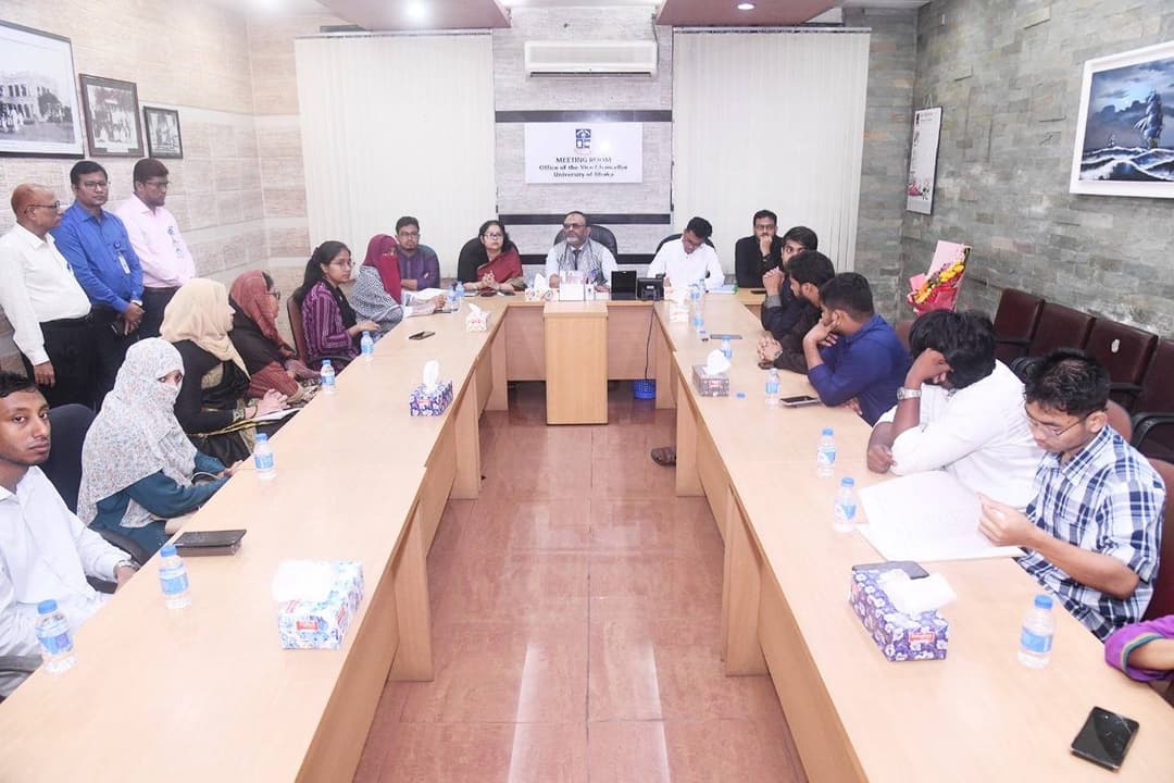 ডাকসুর প্রথম কার্যনির্বাহী সভায় পাঁচজন ছাত্র প্রতিনিধি চূড়ান্ত