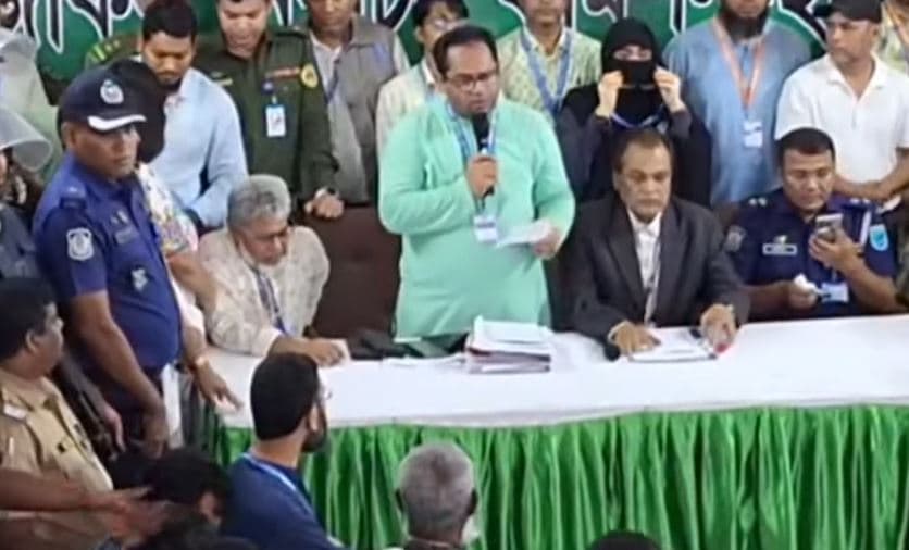 জাকসু নির্বাচনের ফল ঘোষণা শুরু