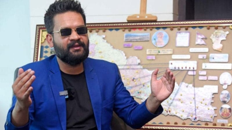 নেপালের প্রধানমন্ত্রী হওয়ার আলোচনায় কে এই বলেন্দ্র শাহ?