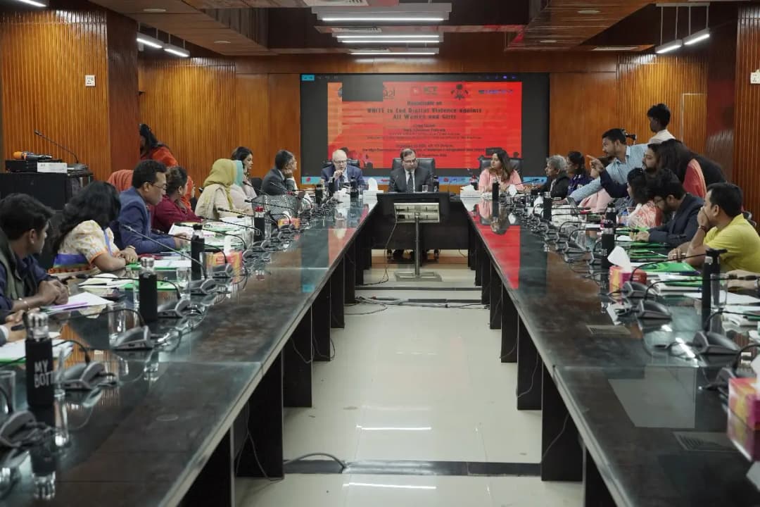 ‘অনলাইন সহিংসতা প্রতিরোধে শক্তিশালী সুরক্ষা ব্যবস্থা গড়ে তুলতে হবে’