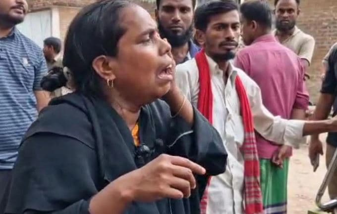 নরসিংদীতে রায়পুরায় জমি নিয়ে বিরোধে দুই ভাইকে কুপিয়ে হত্যা