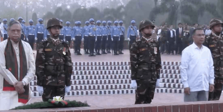 স্মৃতিসৌধে বীর শহীদদের প্রতি রাষ্ট্রপতি ও প্রধানমন্ত্রীর শ্রদ্ধা