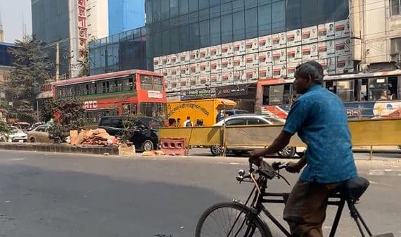 ৩০ জানুয়ারি পর্যন্ত সময় বেঁধে দিয়ে সড়ক ছাড়লেন অটোরিকশাচালকরা