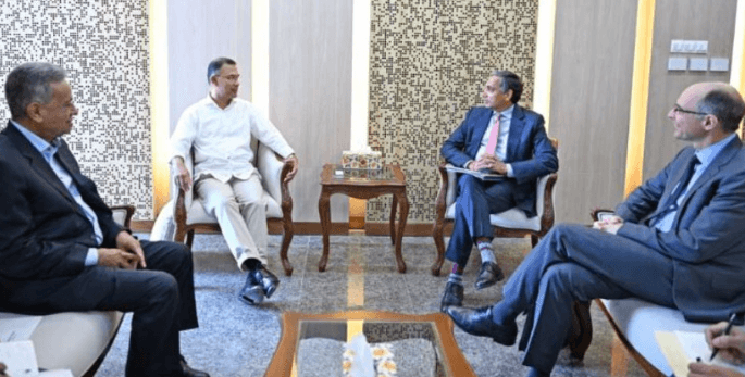 সচিবালয়ে প্রধানমন্ত্রীর ঈদের শুভেচ্ছা বিনিময়