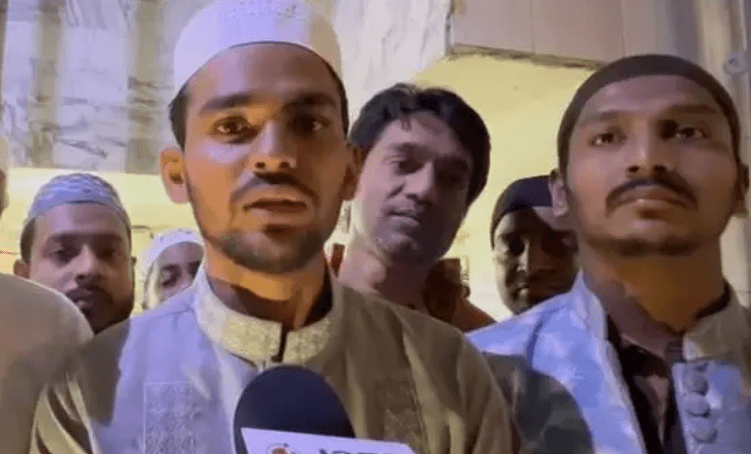 ঘোষণা দিয়ে আওয়ামী লীগকে পুনর্বাসন করা উচিত বিএনপির: আসিফ মাহমুদ