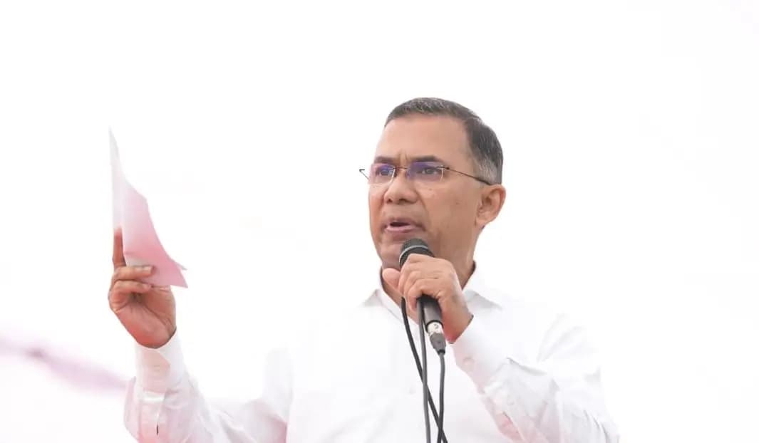 এবারের নির্বাচন শুধু জনপ্রতিনিধি নয়, দেশ পুনর্গঠনের: ঠাকুরগাঁওয়ে তারেক রহমান