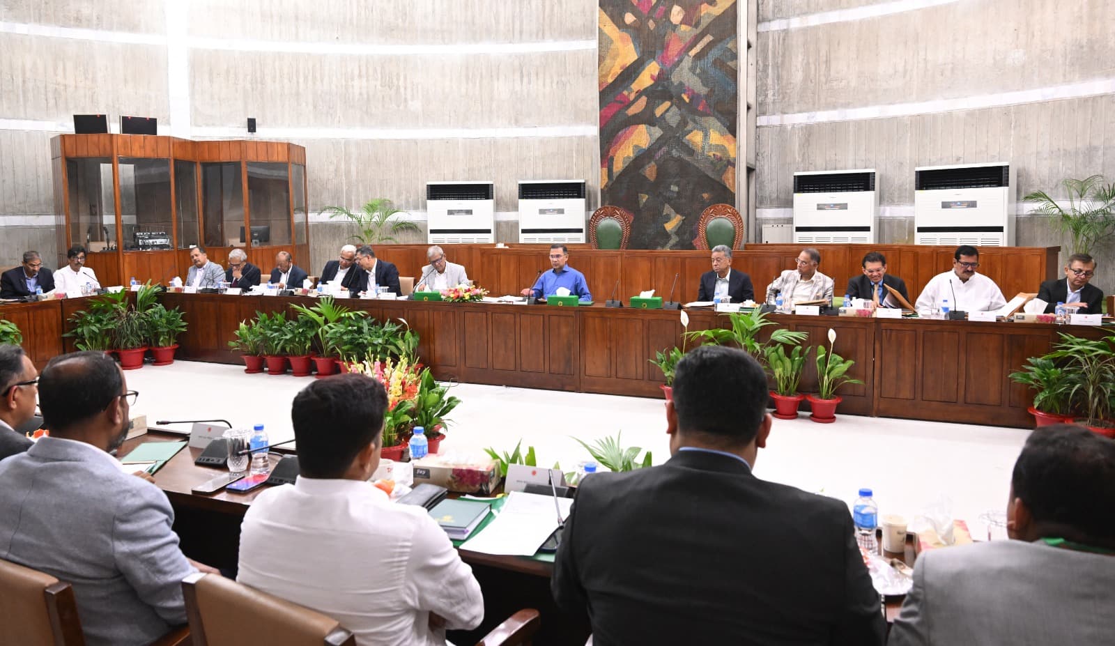 অফিস ৯টা-৪টা, মার্কেট বন্ধ সন্ধ্যা ৬টায়-মন্ত্রিসভার সিদ্ধান্ত