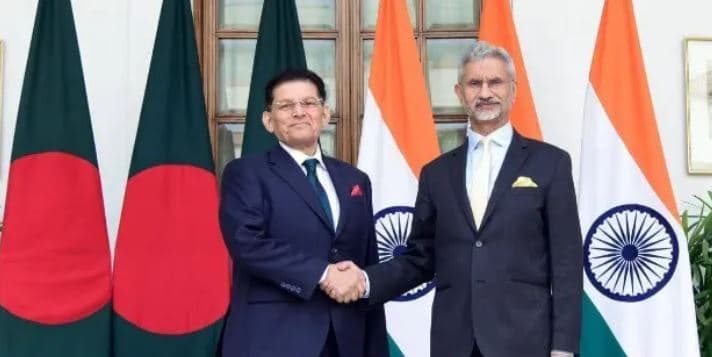 ভিসা সহজ করার আশ্বাস ভারতের, শেখ হাসিনার প্রত্যর্পণ চাইলো বাংলাদেশ