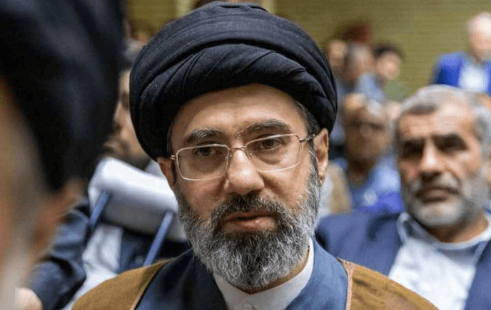 হামলার পর আড়ালে মোজতবা খামেনি, চিকিৎসা চলছে রাশিয়ায়