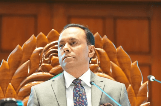 সংসদে নিরপেক্ষ থাকার আশ্বাস দিলেন ডেপুটি স্পিকার