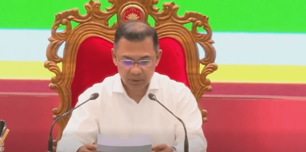 সশস্ত্র বাহিনী কোনো ব্যক্তি, দল ও পরিবারের সম্পদ নয়: প্রধানমন্ত্রী