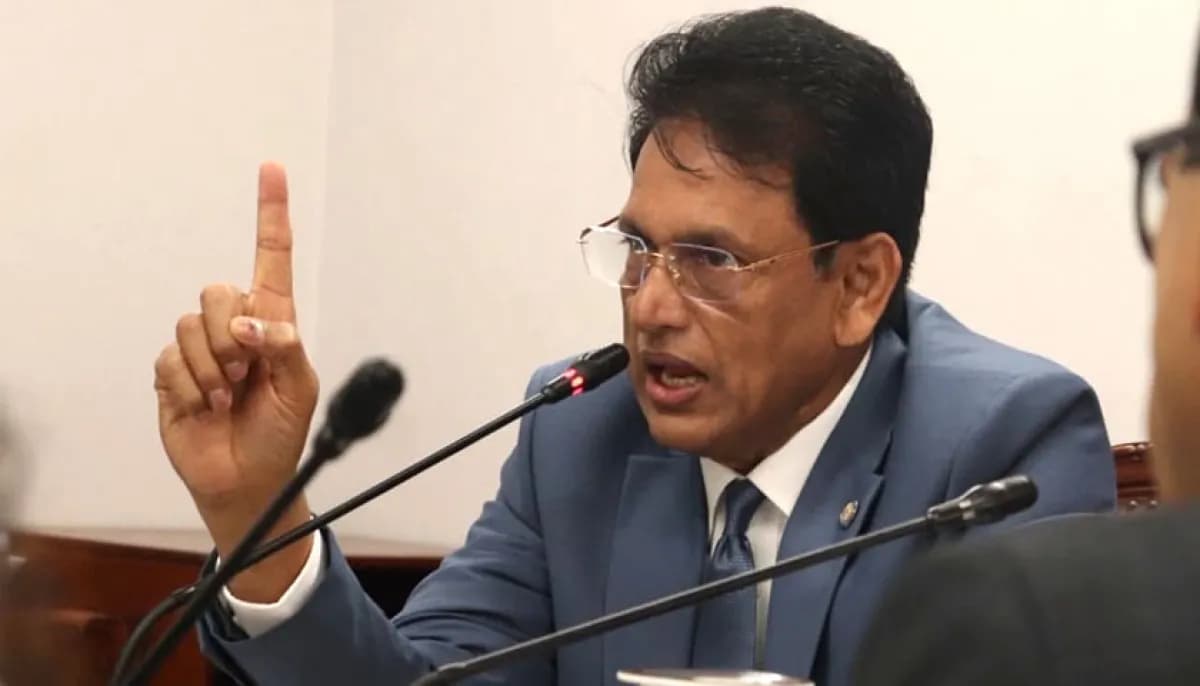 সুষ্ঠু হচ্ছে এসএসসি, ডিসেম্বরেই সব পরীক্ষা শেষ করার পরিকল্পনা সরকারের