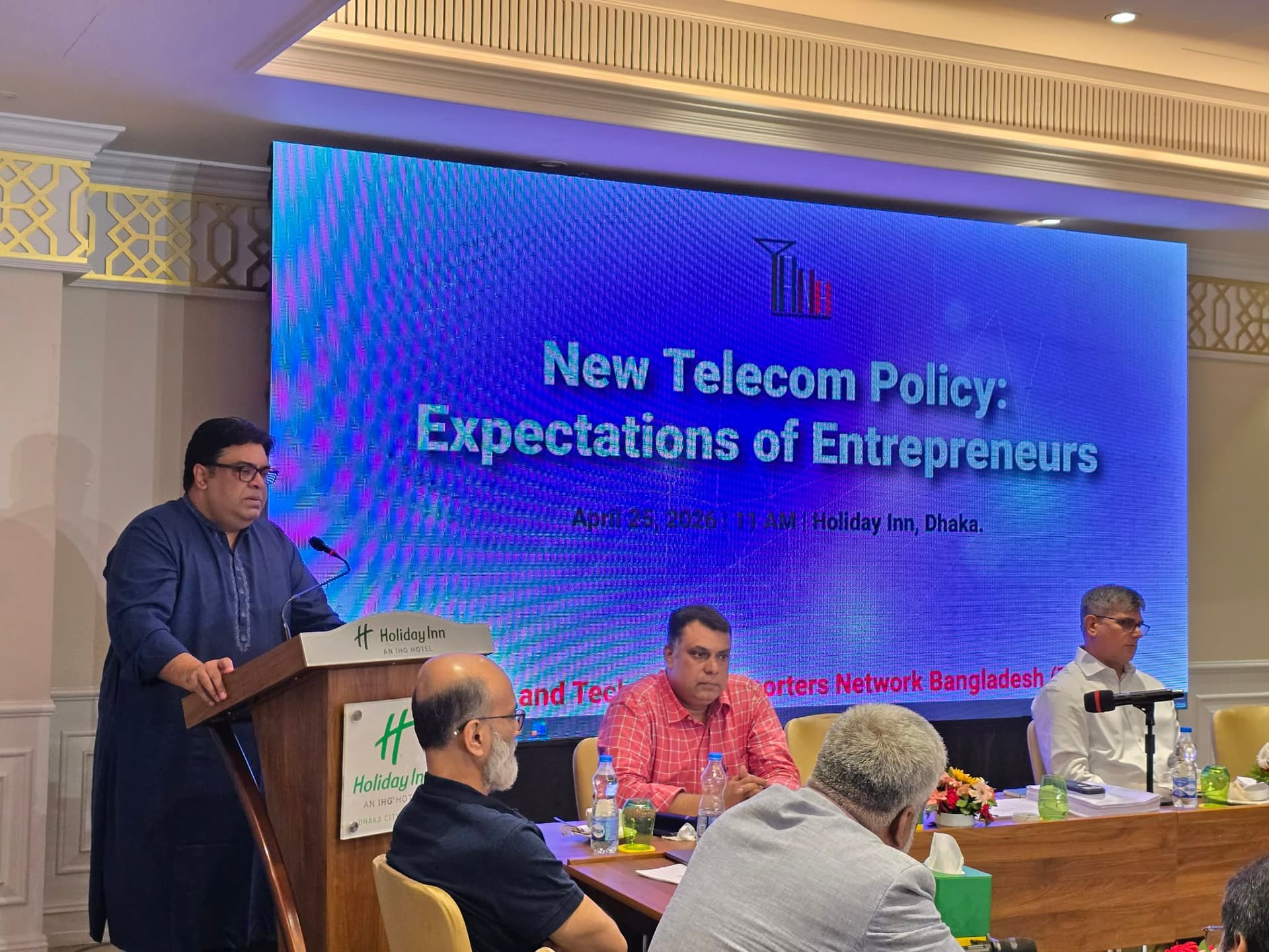 নাগরিকের পরিচয় ও আর্থিক লেনদেন সমন্বিত প্ল্যাটফর্মে আসবে: উপদেষ্টা রেহান আসিফ