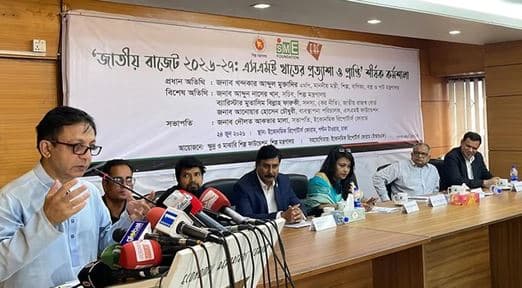 অর্থনীতিতে গতি আনতে এসএমই খাতকে চাঙ্গা করা সরকারের অগ্রাধিকার: শিল্পমন্ত্রী