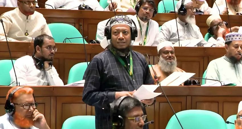 এই বাজেট চানাচুর মার্কার মতো, খেলে পেট খারাপ হবে: আমির হামজা