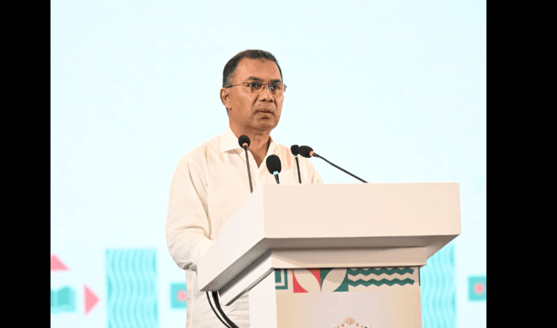 দেশ ও জনগণের কল্যাণে নির্ভয়ে নিরপেক্ষভাবে কাজ করুন: ডিসিদের প্রধানমন্ত্রী