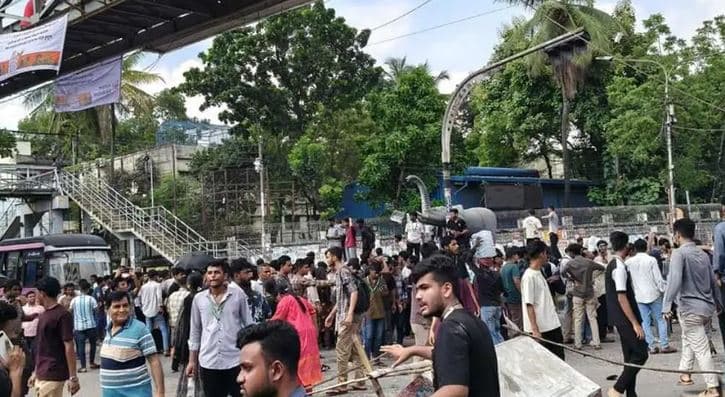 পড়ার টেবিলে ফিরতে শিক্ষার্থীদের প্রতি শিক্ষামন্ত্রীর আহ্বান
