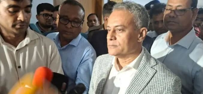 নির্ধারিত ভাড়ার চেয়ে বেশি নিলে রুট পারমিট বাতিল করা হবে: সড়কমন্ত্রী