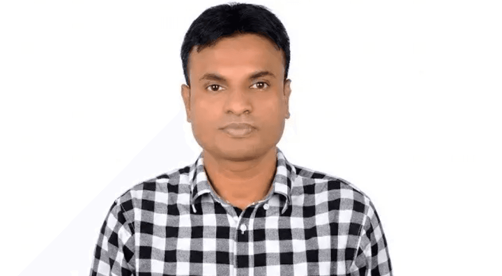 ফেসবুকে বিরূপ মন্তব্য, শ্রম মন্ত্রণালয়ের আইন কর্মকর্তা সাময়িক বরখাস্ত