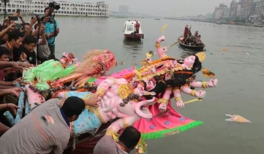 প্রতিমা বিসর্জনে শেষ হলো শারদীয় দুর্গোৎসব