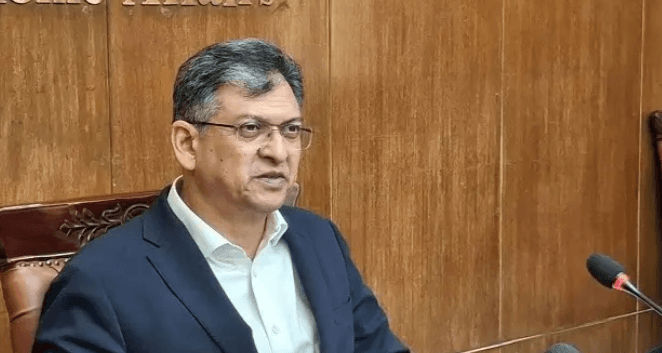 ডিসেম্বরে শেখ হাসিনার ফেরার গুঞ্জন, যা বললেন স্বরাষ্ট্রমন্ত্রী