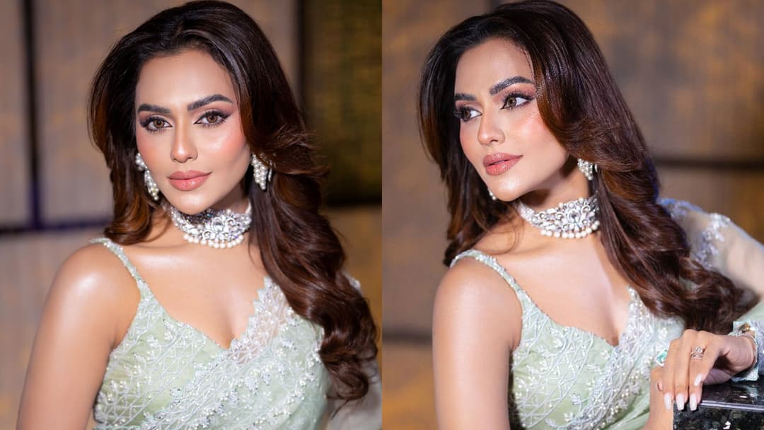 প্রিয় রঙে নুসরাত ফারিয়া
