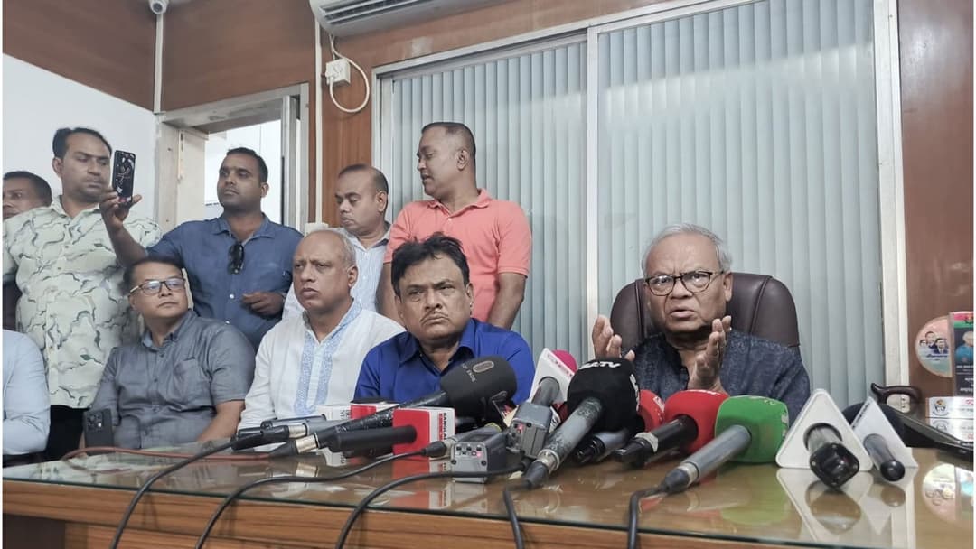 নভেম্বরে গণভোট চাওয়া মামার বাড়ির আবদারের মতো: রিজভী