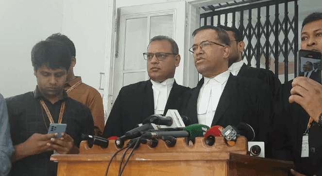 প্রসিকিউশন বলেছে গ্রেপ্তার, আমরা বলি আত্মসমর্পণ: আসামিপক্ষের আইনজীবী