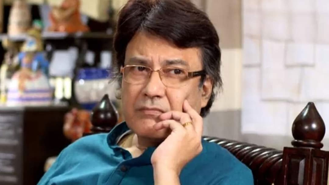 বাজির শব্দে অসুস্থ হয়ে পড়লেন ভারতীয় অভিনেতা
