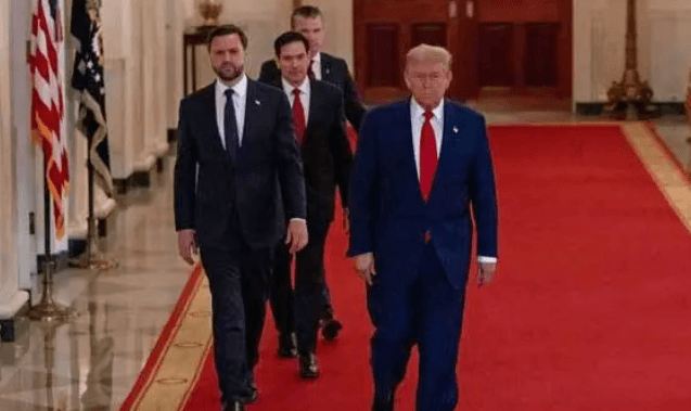 ইরানের ড্রোন কারখানায় হামলার দাবি যুক্তরাষ্ট্রের প্রেসিডেন্টের