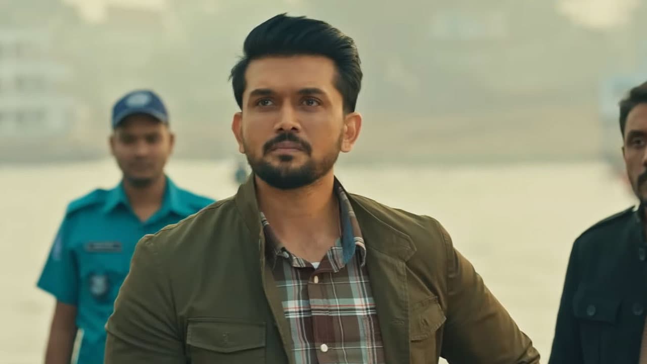 কলকাতার ভাষায় ডাবিং করা শুভর নীলচক্র হয়ে গেল চক্রব্যূহ!