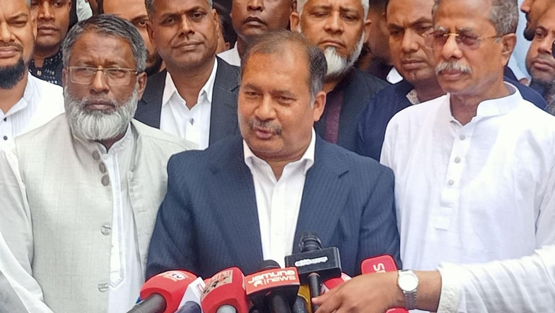 গণমাধ্যমে বাইরের হস্তক্ষেপ ঝুঁকিপূর্ণ : তথ্যমন্ত্রী