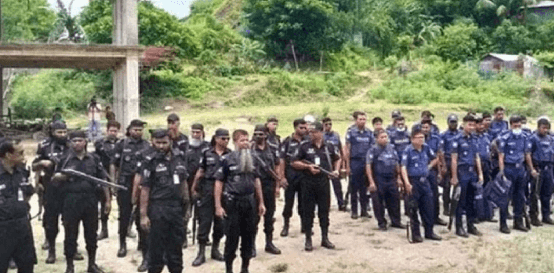 চট্টগ্রামের জঙ্গল সলিমপুরে যৌথ বাহিনীর অভিযান