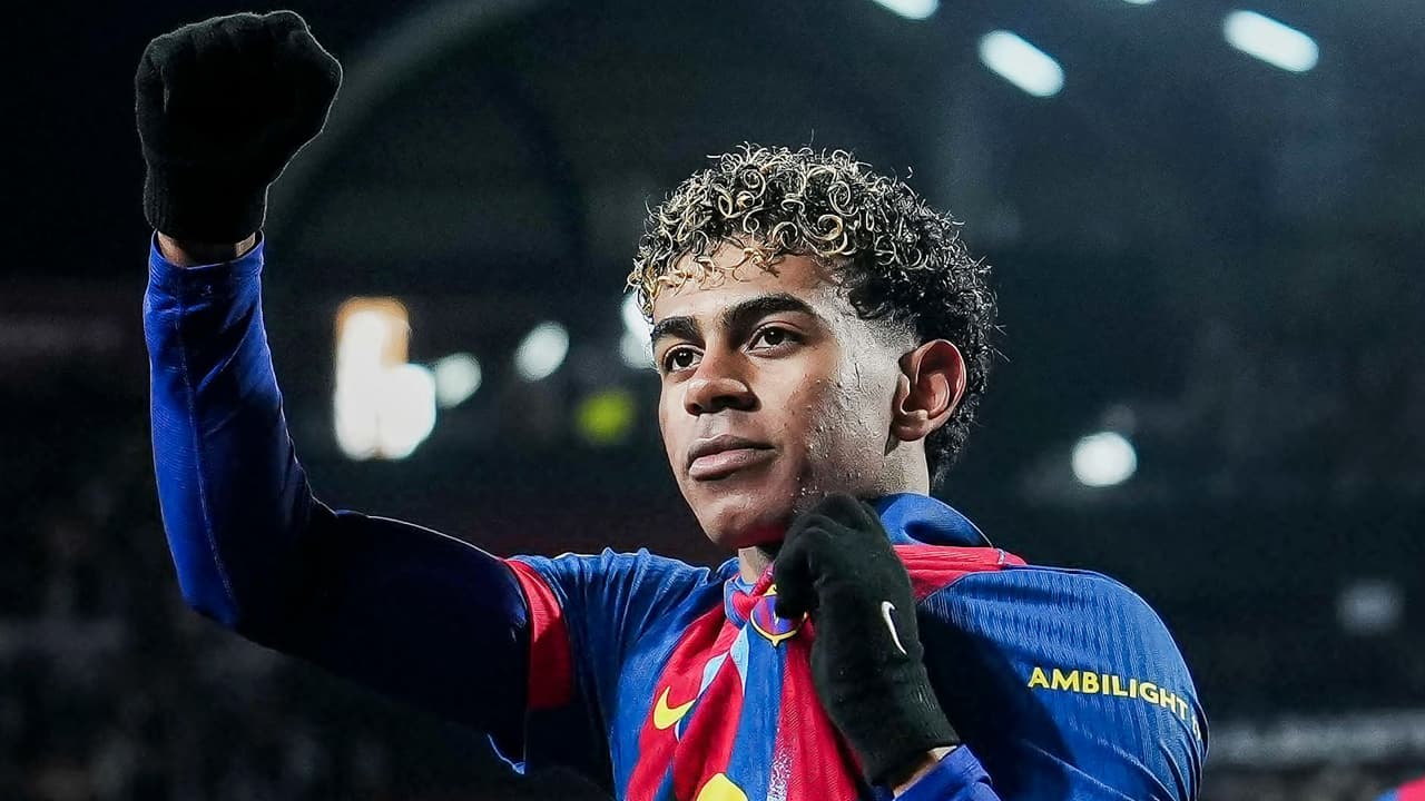 ঘাম ঝরানো জয়ে সেমিফাইনালে বার্সেলোনা