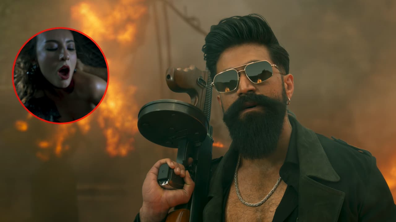 অশ্লীলতার অভিযোগে বিপাকে যশের ‘টক্সিক’