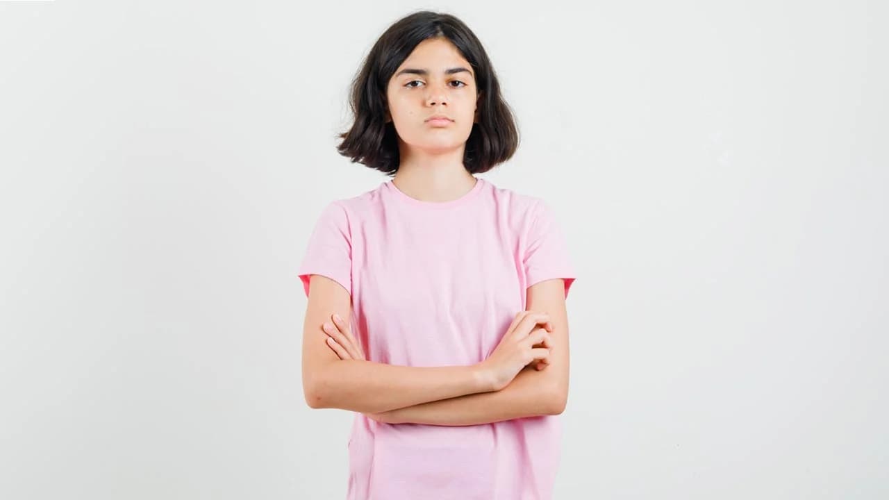 মেয়েদের অকাল বয়ঃসন্ধি প্রতিরোধে যা করবেন