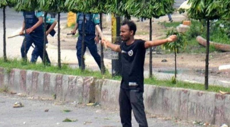 আবু সাঈদ হত্যা মামলায় সাবেক দুই পুলিশের মৃত্যুদণ্ড