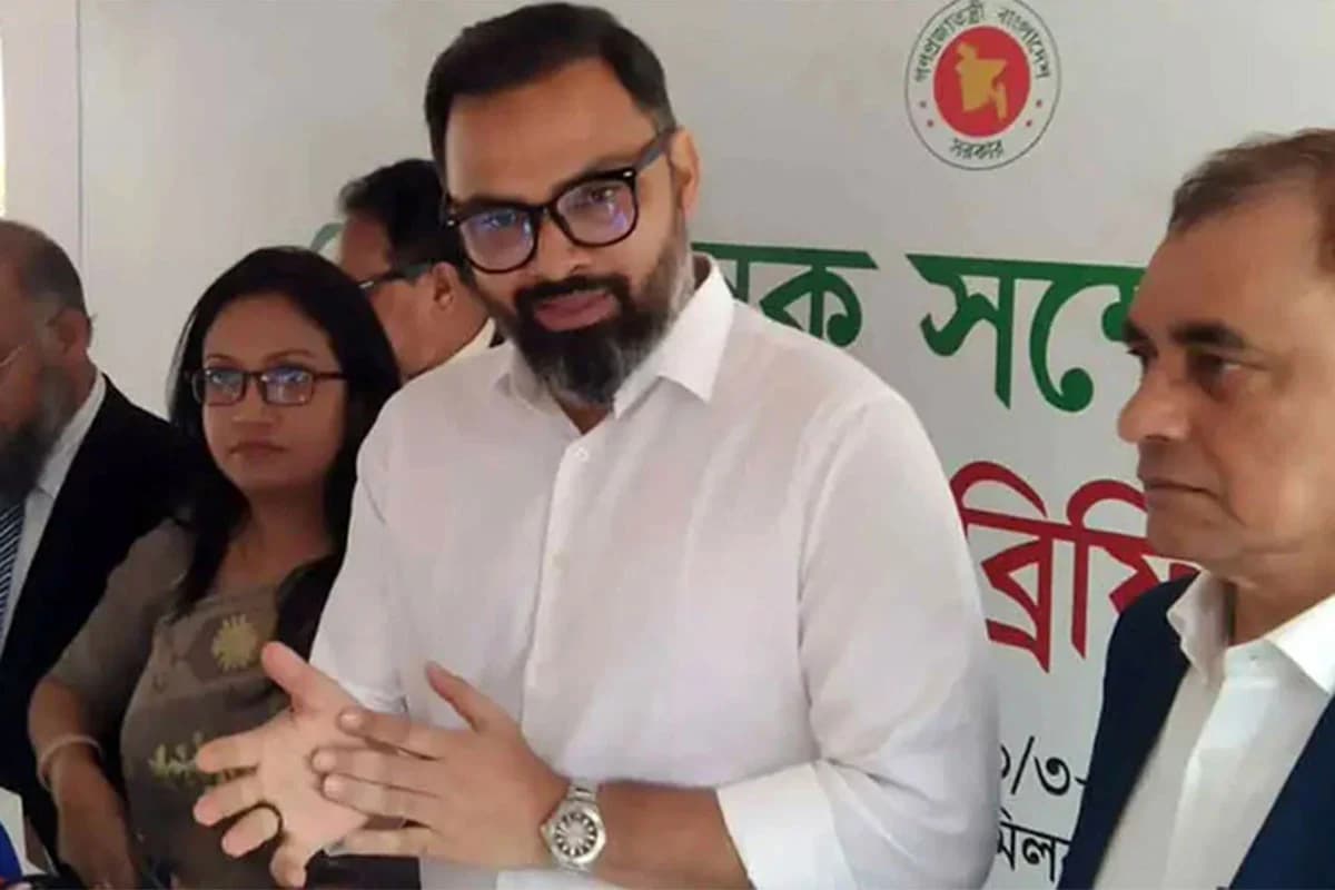 খেলার মাঠে মেলা বসতে দেওয়া হবে না : প্রতিমন্ত্রী