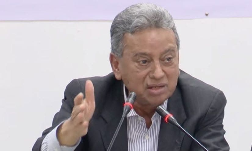 দুই বছরের মধ্যে পুঁজিবাজার ঘুরে দাঁড়াবে: অর্থমন্ত্রী আমির খসরু