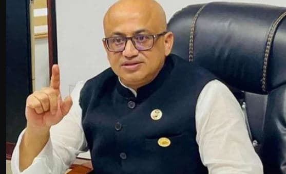 ডা. মুরাদসহ দুই আসামিকে হাজির করতে পত্রিকায় বিজ্ঞপ্তির আদেশ
