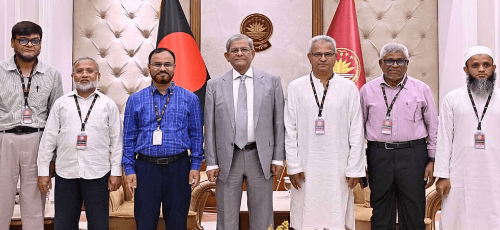 এআইয়ের অনিয়ন্ত্রিত ব্যবহার মানুষের চিন্তাশক্তি ও সৃজনশীলতাকে হ্রাস করে: রাষ্ট্রপতি