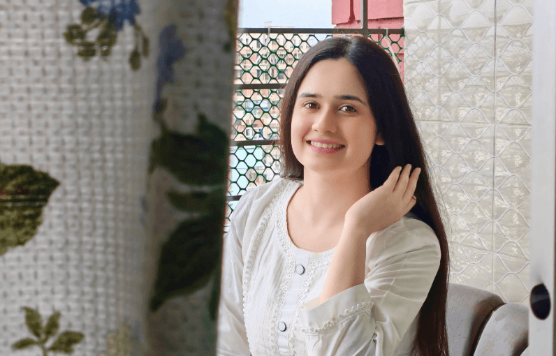 ঐশীর নামে ভুয়া ফেসবুক আইডি, সতর্ক করলেন অভিনেত্রী
