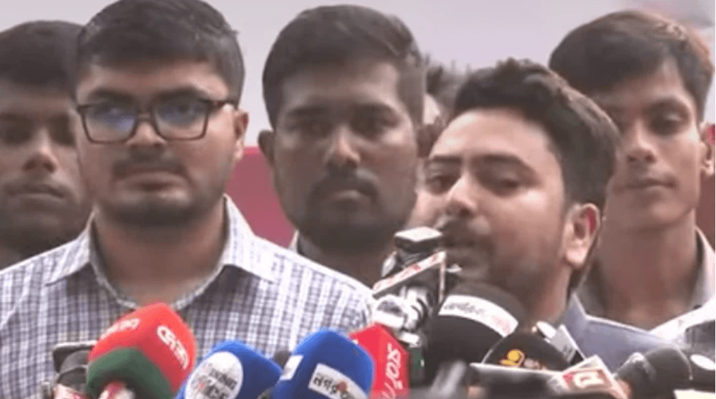 ভারতের সঙ্গে পানির হিস্যায় বাংলাদেশ একচুলও ছাড় দেবে না: নাহিদ